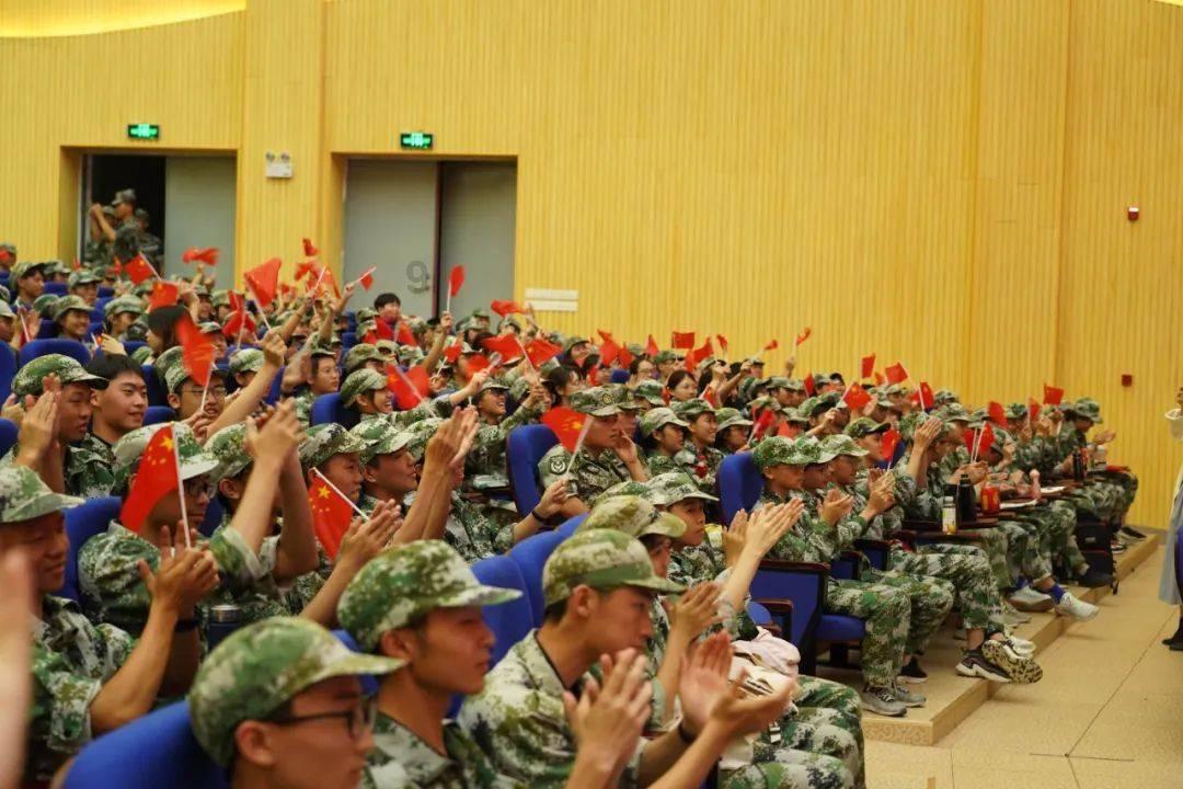 抖音关注对方怎么成为1级粉丝游戏画面