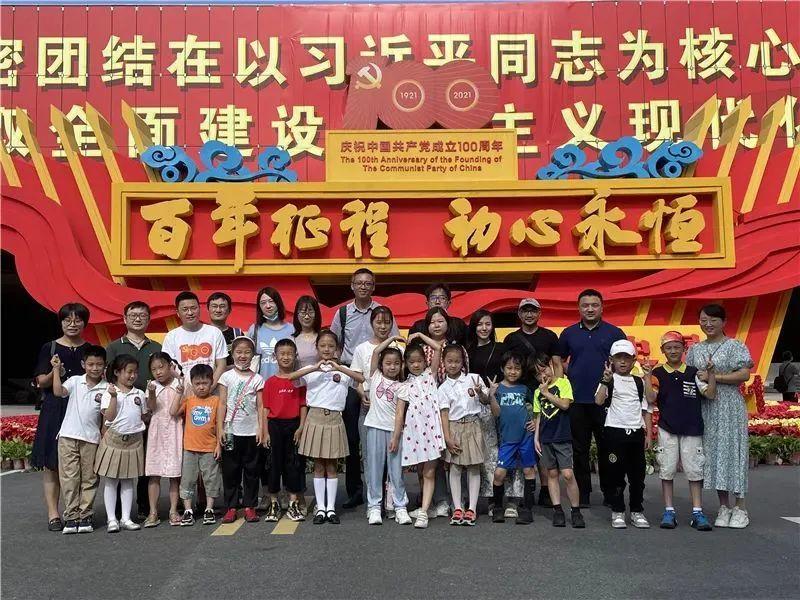 乐儿打彩蛋